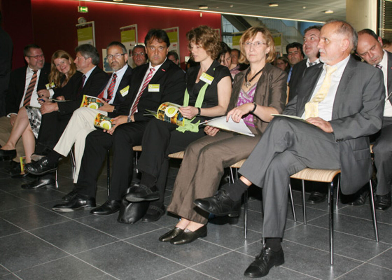 QM_Ehrengäste aus Handwerk und Politik