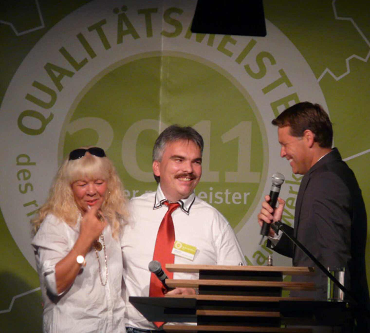 QM_Ute und Stephan Kohl mit Holger Wienpahl