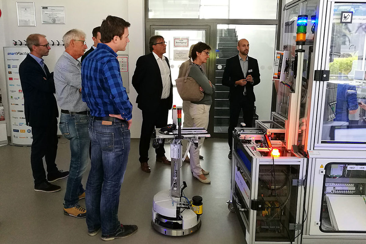 Besuch einer Delegation der Handwerkskammer beim Mittelstand 4.0 Kompetenzzentrum