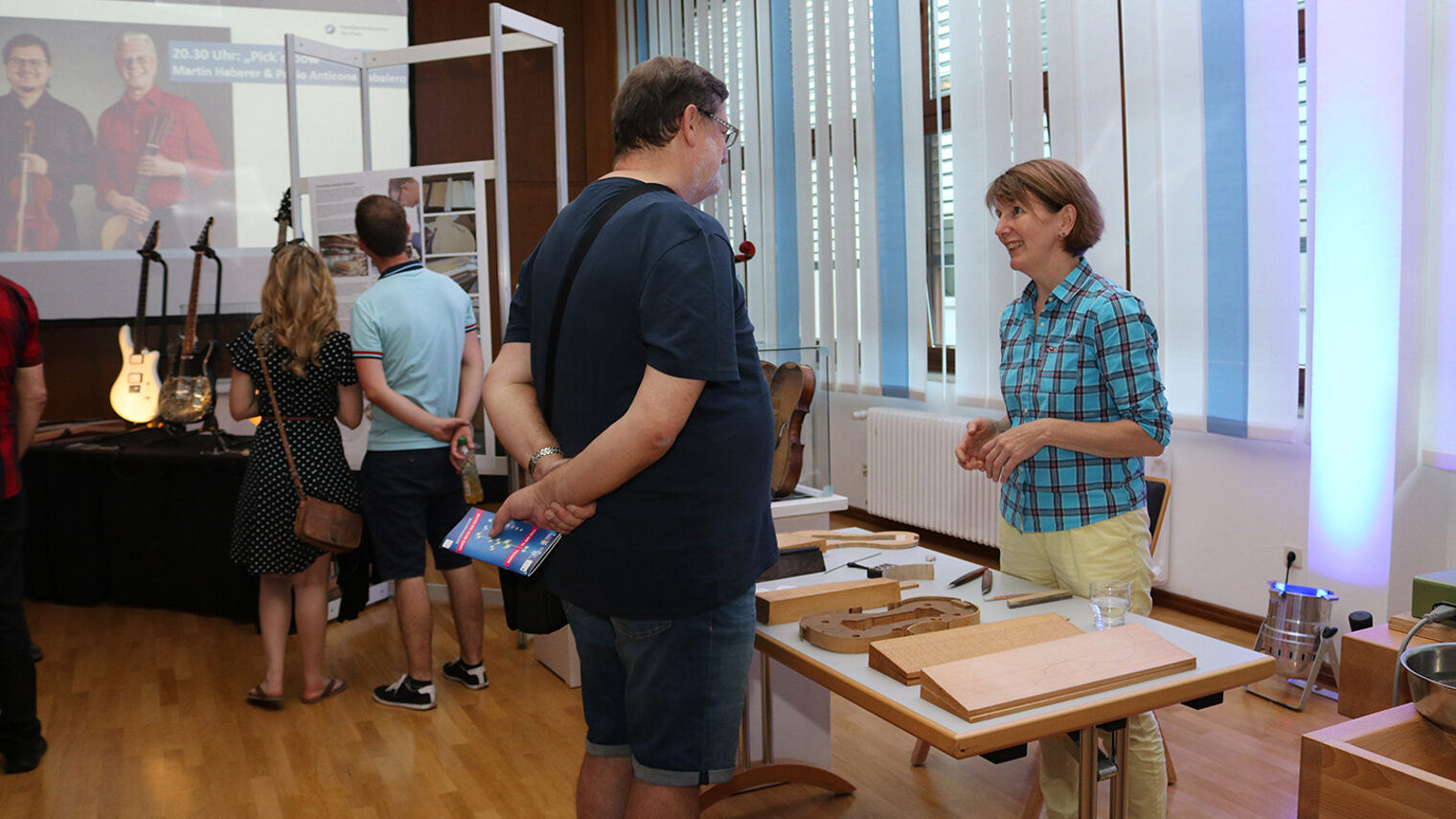 Lange Nacht der Kultur_Geigenbauerin