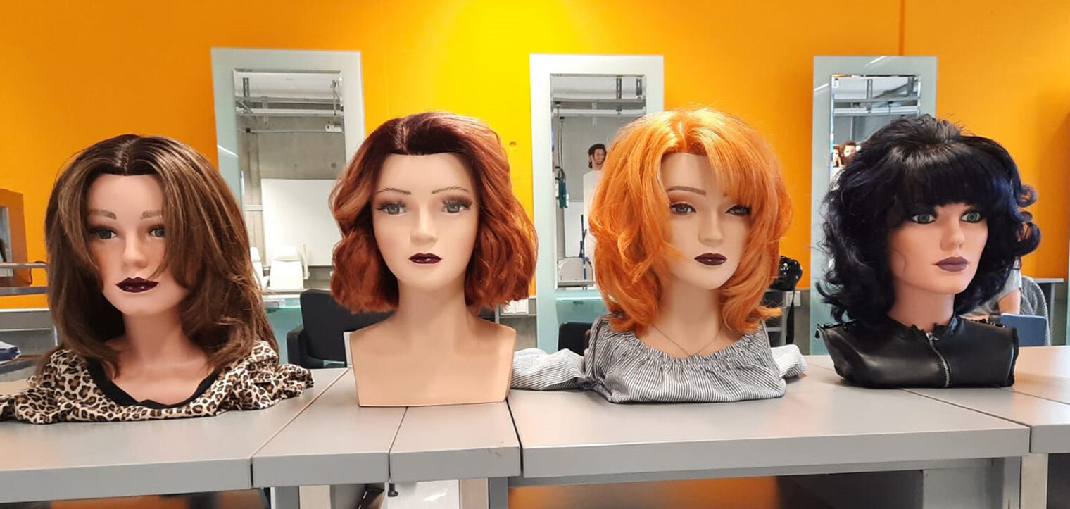 Kammer- und Landesentscheid der Friseure - Berufs- und Technologiezentrum Kaiserslautern - 26.09.2021 Kammer- und Landesentscheid der Friseure - Berufs- und Technologiezentrum Kaiserslautern - 26.09.2021