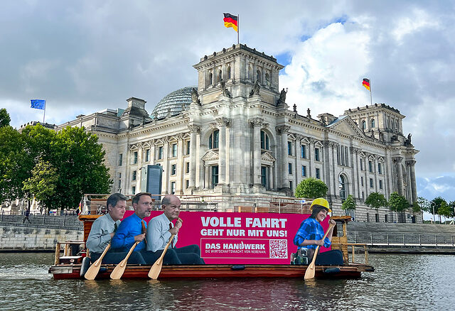 Spreefloß Handwerk am Bundestag