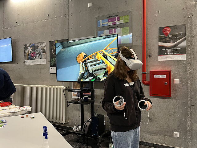 Virtueller Ölwechsel am Auto mit einer VR-Brille