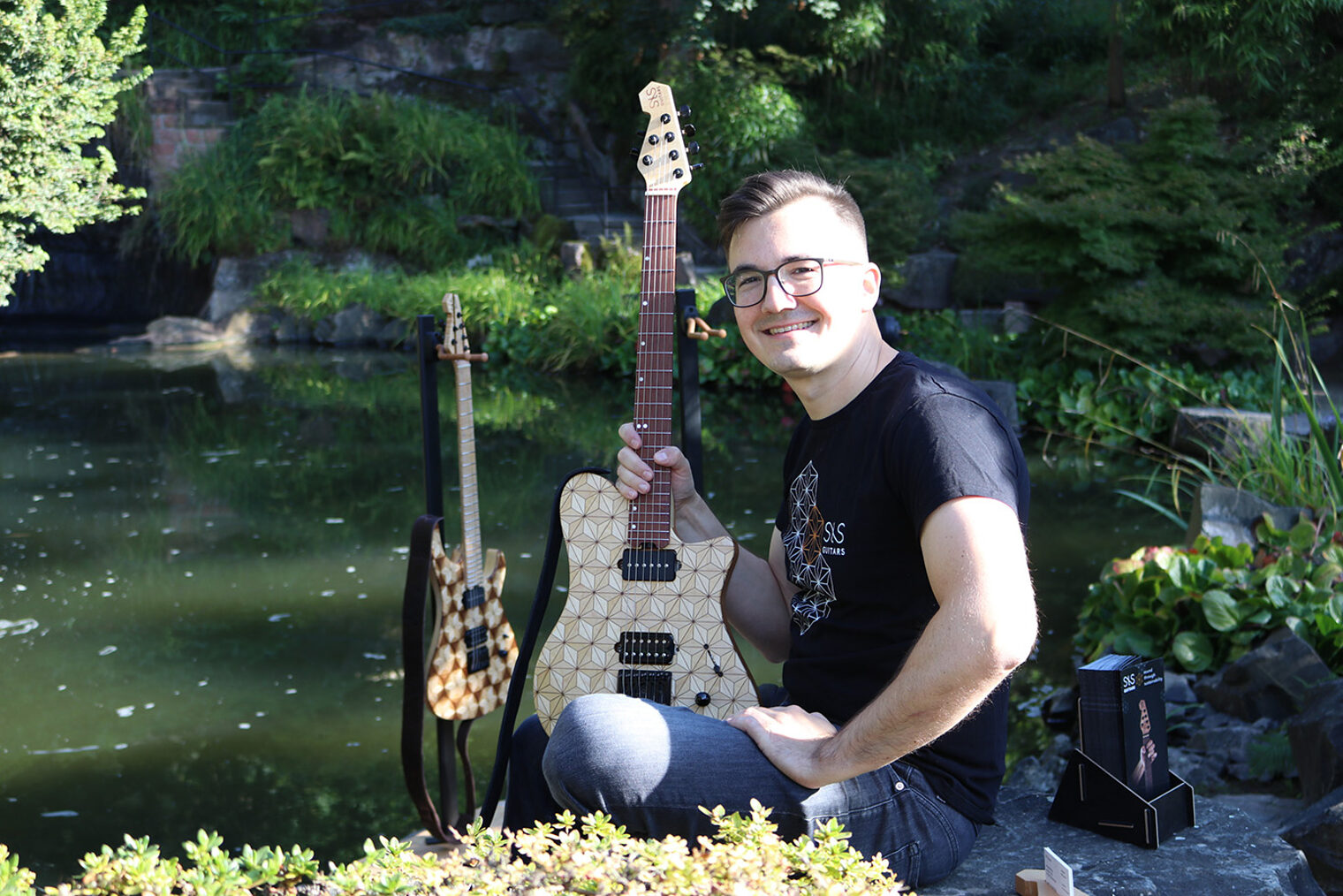 Gitarrenbauer Jonas Mehne aus Kerzenheim 