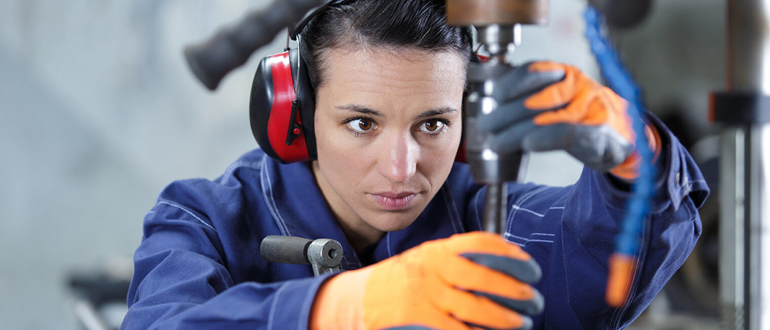 professional serious woman working with an electric drill Schlagwort(e): woman, milling, drill, metal, work, employee, mechanical, industry, manufacture, attractive, glasses, machine, working, engineer, workshop, production, steel, people, machinery, tool, technology, professional, person, factory, equipment, job, occupation, heavy, safety, worker, female, business, industrial, aged, craft, middle, looking, adult, processing, protection, woman, milling, drill, metal, work, employee, mechanical, industry, manufacture, attractive, glasses, machine, working, engineer, workshop, production, steel, people, machinery, tool, technology, professional, person, factory, equipment, job, occupation, heavy, safety, worker, female, business, industrial, aged, craft, middle, looking, adult, processing, protection